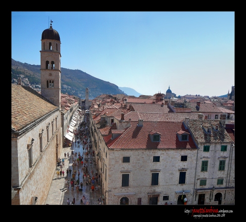Dubrovnik the old town from above 1090609-610 F SH M SE S black watermark 40% web