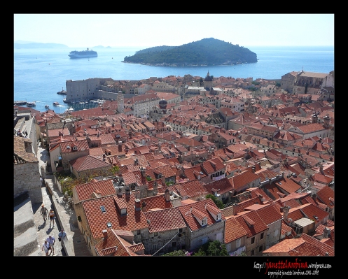 dubrovnik the old town from above  P1090636 638 Crop M CB black watermark 40% web